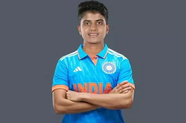 ODI World Cup: వన్డే వరల్డ్ కప్ కు ఎంపికైన తెలుగమ్మాయిలు ODI World Cup: వన్డే వరల్డ్ కప్ కు ఎంపికైన తెలుగమ్మాయిలు