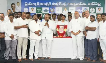Tanguturi : ప్ర‌కాశం పంతులు స్ఫూర్తితో విశాఖ స్టీల్‌ ప్లాంట్‌ని కాపాడుకుంటాం