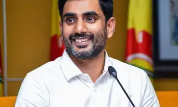 Lokesh Slams Former CM Jagan: మాజీ సిఎం జగన్ తీరుపై లోకేష్ వంగ్యాస్త్రాలు.. సొంత పార్టీ కార్యకర్తలను కలవడానికి పాసులా..! Lokesh Slams Former CM Jagan: మాజీ సిఎం జగన్ తీరుపై లోకేష్ వంగ్యాస్త్రాలు.. సొంత పార్టీ కార్యకర్తలను కలవడానికి పాసులా..!