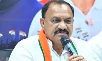 TPCC Chief Mahesh Kumar Goud: వారి అవినీతి సంపద వాటాలతో మాకు సంబంధం లేదు: టీపీసీసీ అధ్యక్షుడు మహేష్కుమార్ గౌడ్ TPCC Chief Mahesh Kumar Goud: వారి అవినీతి సంపద వాటాలతో మాకు సంబంధం లేదు: టీపీసీసీ అధ్యక్షుడు మహేష్కుమార్ గౌడ్
