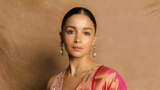 Alia Bhatt: నా కూతురు చూడగలిగే సినిమా చేస్తా : ఆలియా భట్ Alia Bhatt: నా కూతురు చూడగలిగే సినిమా చేస్తా : ఆలియా భట్