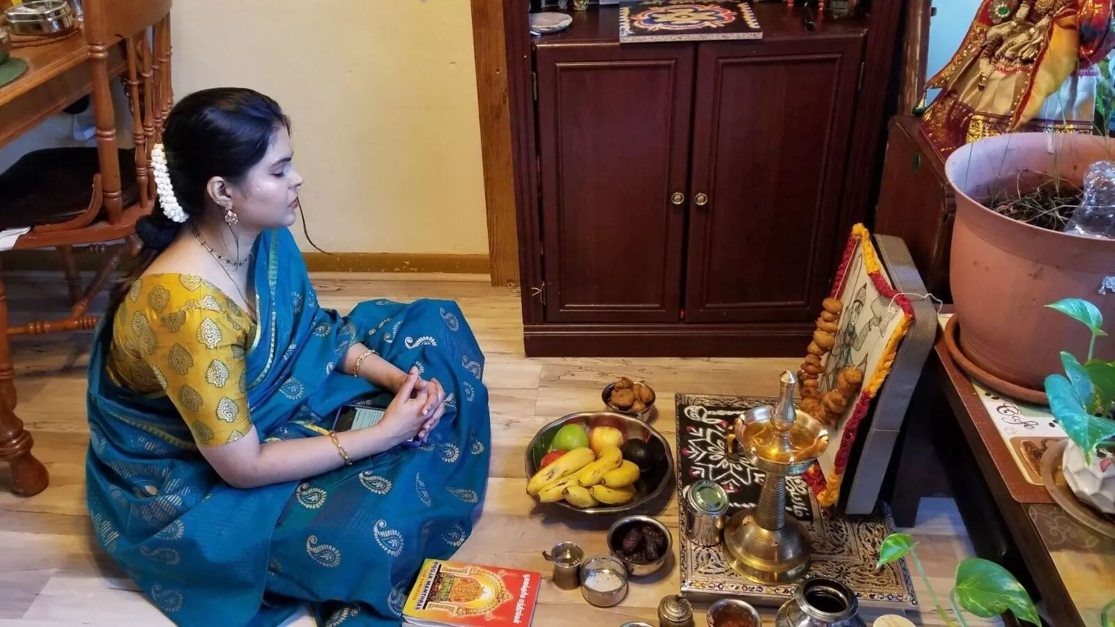 Nomu and Vratham: నోముకి.. వ్రతానికి తేడా ఏమిటి? Nomu and Vratham: నోముకి.. వ్రతానికి తేడా ఏమిటి?