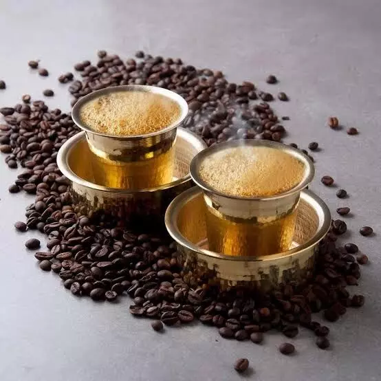 Drinking Tea or Coffee: టీ, కాఫీ తాగితే శరీరానికి వేడి చేస్తుందా? Drinking Tea or Coffee: టీ, కాఫీ తాగితే శరీరానికి వేడి చేస్తుందా?