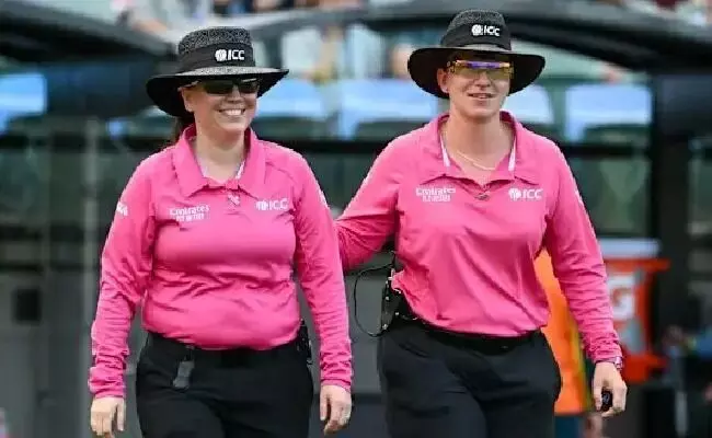 ICC Womens ODI World Cup: ఐసీసీ మహిళల వన్డే వరల్డ్ కప్.. తొలిసారిగా మహిళా ప్యానెల్తో మెగా టోర్నీ ICC Womens ODI World Cup: ఐసీసీ మహిళల వన్డే వరల్డ్ కప్.. తొలిసారిగా మహిళా ప్యానెల్తో మెగా టోర్నీ