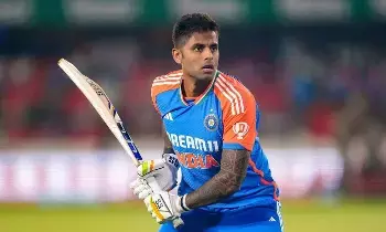 Captain Suryakumar Yadav: శభాష్.. క్రీడా స్ఫూర్తిని చాటుకున్న  కెప్టెన్ సూర్య కుమార్ యాదవ్