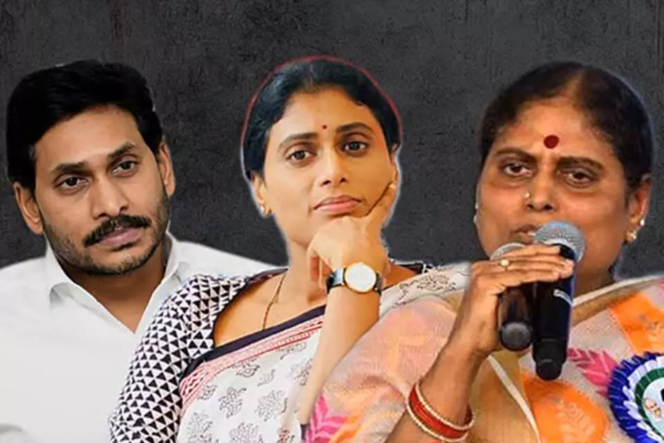 YS Vijayamma: వైఎస్ విజయమ్మ: రాజకీయ లాభాల కోసం జగన్ యత్నం YS Vijayamma: వైఎస్ విజయమ్మ: రాజకీయ లాభాల కోసం జగన్ యత్నం