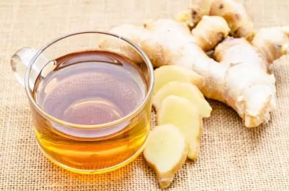 Ginger Water: అల్లం నీళ్లు తాగడం వల్ల కలిగే ప్రయోజనాలు Ginger Water: అల్లం నీళ్లు తాగడం వల్ల కలిగే ప్రయోజనాలు