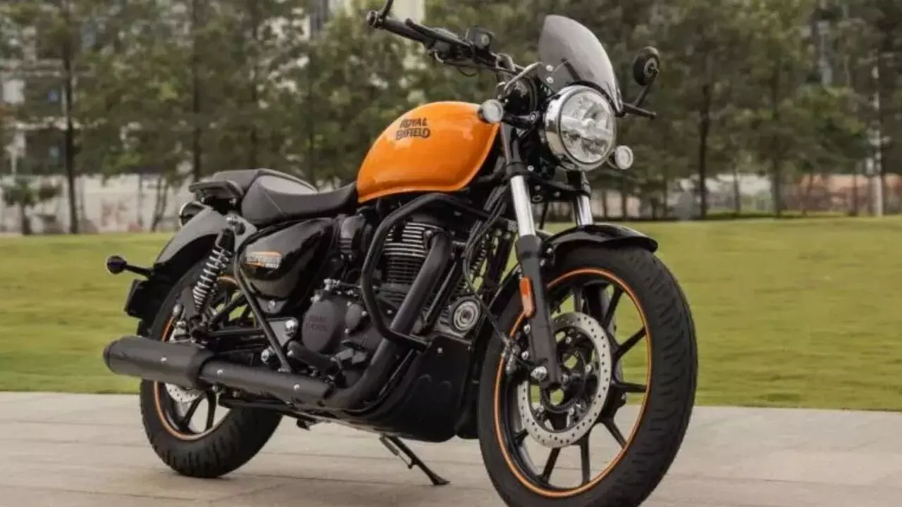 Royal Enfield : బుల్లెట్ ప్రియులకు పండగే.. 350సీసీ కొత్త బైక్ లాంచ్ చేసిన రాయల్ ఎన్ఫీల్డ్ Royal Enfield : బుల్లెట్ ప్రియులకు పండగే.. 350సీసీ కొత్త బైక్ లాంచ్ చేసిన రాయల్ ఎన్ఫీల్డ్