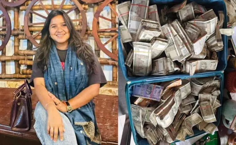 Woman Civil Services Officer: అస్సాంలో మహిళా సివిల్ సర్వీస్ అధికారిణి అరెస్టు.. ఇంట్లో నోట్ల కట్టలు, బంగారం Woman Civil Services Officer: అస్సాంలో మహిళా సివిల్ సర్వీస్ అధికారిణి అరెస్టు.. ఇంట్లో నోట్ల కట్టలు, బంగారం