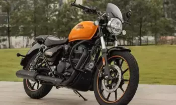 Royal Enfield : బుల్లెట్ ప్రియులకు పండగే.. 350సీసీ కొత్త బైక్ లాంచ్ చేసిన రాయల్ ఎన్ఫీల్డ్ Royal Enfield : బుల్లెట్ ప్రియులకు పండగే.. 350సీసీ కొత్త బైక్ లాంచ్ చేసిన రాయల్ ఎన్ఫీల్డ్