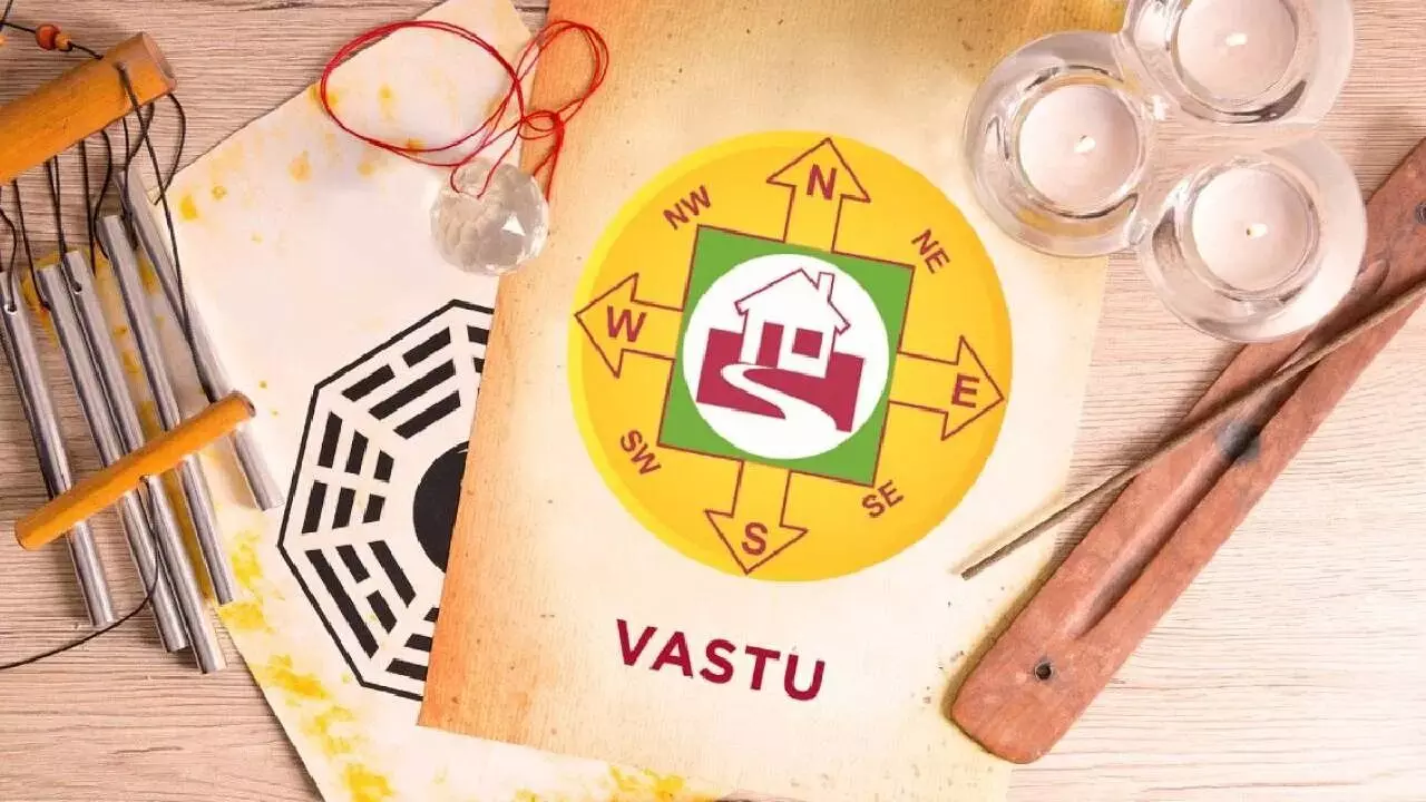 Vastu Defects: వాస్తు దోషాలు: మీ ఇంట్లో సమస్యలకు కారణం ఇదేనా? Vastu Defects: వాస్తు దోషాలు: మీ ఇంట్లో సమస్యలకు కారణం ఇదేనా?