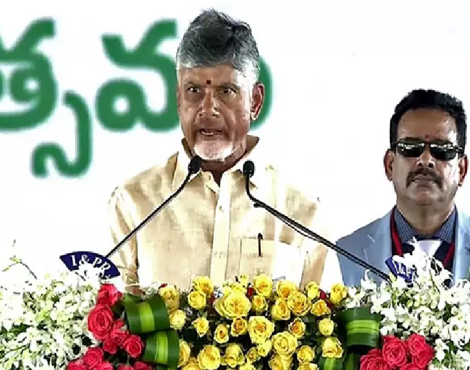 Chief Minister Chandrababu Naidu: స్వస్థ్ నారీ సశక్త పరివార్: ప్రతి ఇంటికీ మహిళ ఫైనాన్స్ మినిస్టర్ Chief Minister Chandrababu Naidu: స్వస్థ్ నారీ సశక్త పరివార్: ప్రతి ఇంటికీ మహిళ ఫైనాన్స్ మినిస్టర్
