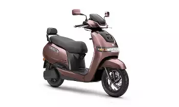 TVS icube : టీవీఎస్ ఐక్యూబ్‌లో అదిరిపోయే ఫీచర్.. స్కూటర్‌ను వాచ్‌తో కనెక్ట్ చేయొచ్చు!