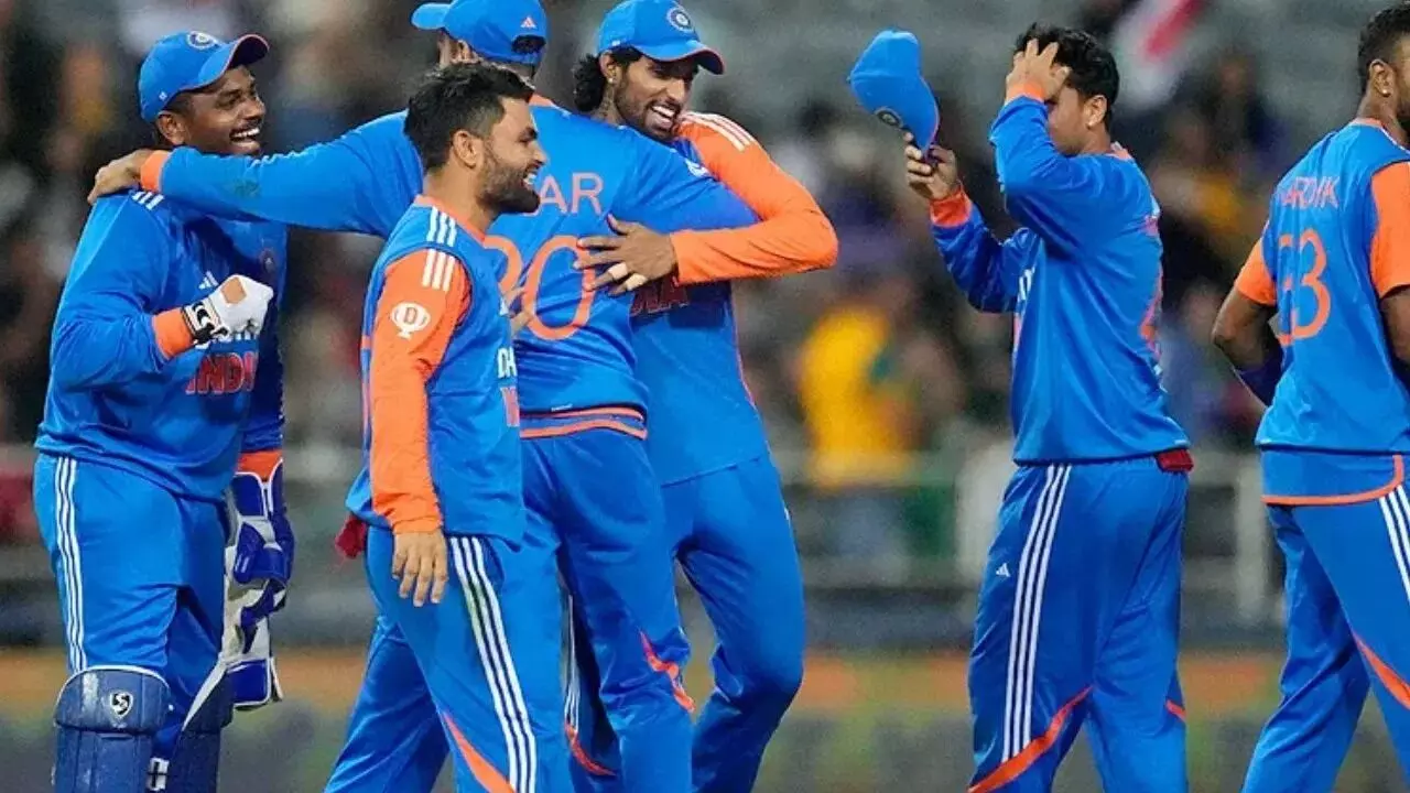 ICC T20 Rankings: ఐసీసీ టీ20 ర్యాంకింగ్స్ లో తిరుగులేని భారత్..టాప్ ప్లేసులన్నీ మనవే ICC T20 Rankings: ఐసీసీ టీ20 ర్యాంకింగ్స్ లో తిరుగులేని భారత్..టాప్ ప్లేసులన్నీ మనవే