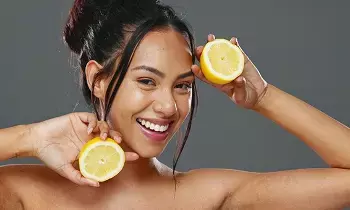 Lemon: జిడ్డు  చర్మానిని నిమ్మకాయ బెస్ట్.. కానీ ఇలా వాడొద్దు