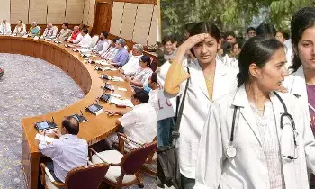 Union Cabinet Decision: కేంద్ర కేబినెట్ కీలక నిర్ణయం: ప్రభుత్వ మెడికల్ కాలేజీలలో 5,000 పీజీ, 5,023 ఎంబీబీఎస్ సీట్ల పెంపు