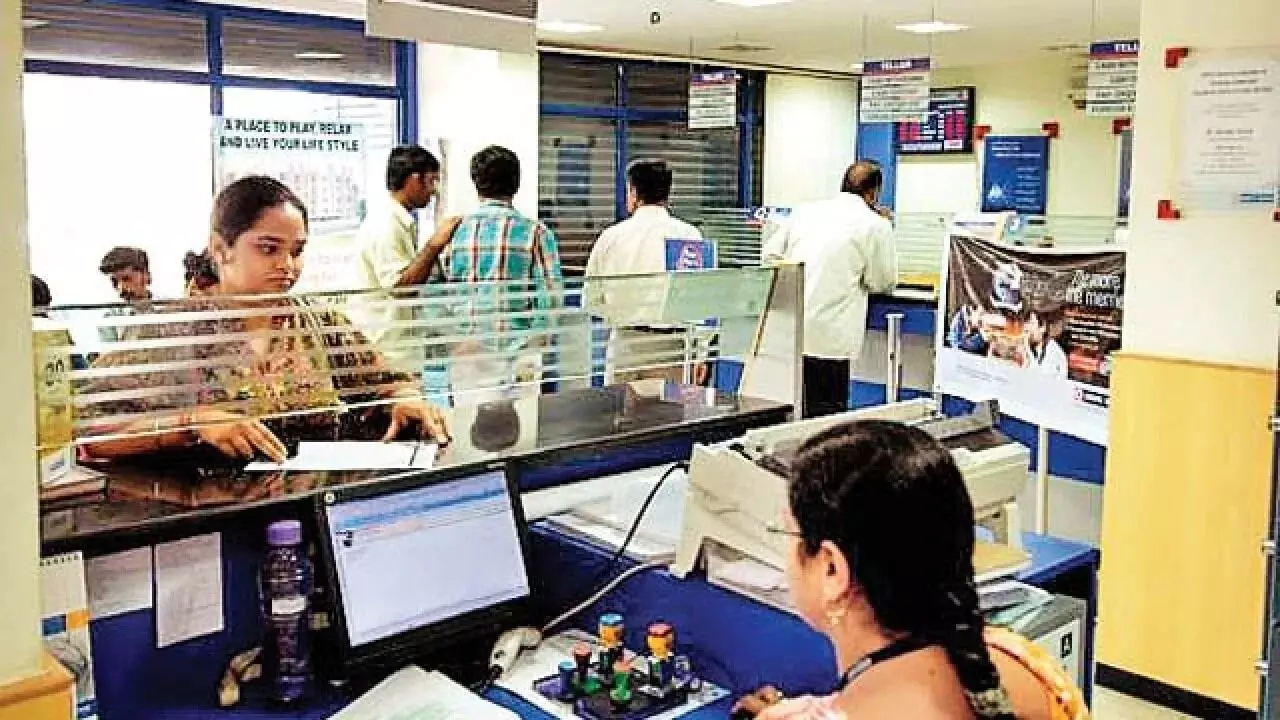 RTGS, NEFT, IMPS, ECS..బ్యాంకుల్లో ఉన్న వివిధ పేమెంట్ సిస్టమ్స్, ఛార్జీలు, ట్రాన్స్ఫర్ లిమిట్స్ ఇవే! RTGS, NEFT, IMPS, ECS..బ్యాంకుల్లో ఉన్న వివిధ పేమెంట్ సిస్టమ్స్, ఛార్జీలు, ట్రాన్స్ఫర్ లిమిట్స్ ఇవే!