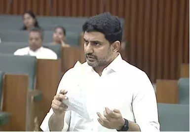 Minister Nara Lokesh: ఎస్కేయూ లో అవకతవకలపై విచారణ కమిటీ ఏర్పాటు: మంత్రి నారా లోకేశ్ ప్రకటన Minister Nara Lokesh: ఎస్కేయూ లో అవకతవకలపై విచారణ కమిటీ ఏర్పాటు: మంత్రి నారా లోకేశ్ ప్రకటన