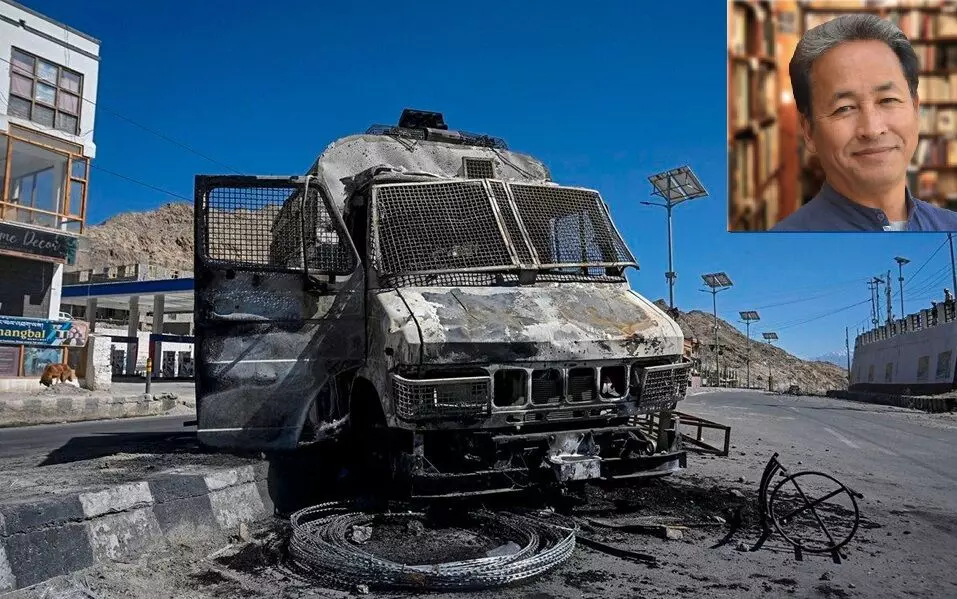 Ladakh Protests: లడక్ నిరసనలు: హింసాత్మక ఘటనల కేసులో సోనమ్ వాంగ్చుక్ అరెస్ట్ Ladakh Protests: లడక్ నిరసనలు: హింసాత్మక ఘటనల కేసులో సోనమ్ వాంగ్చుక్ అరెస్ట్