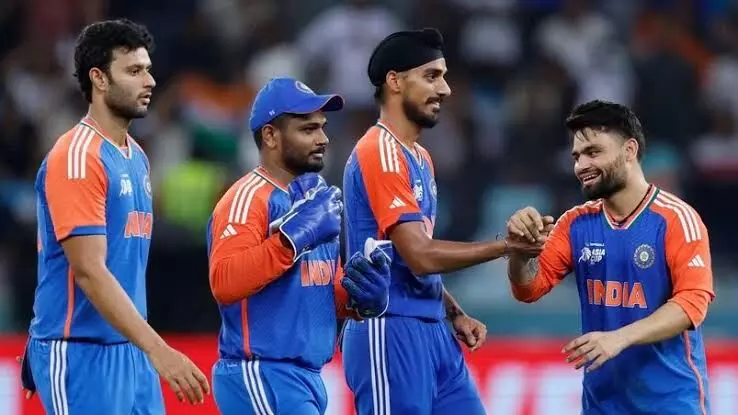 Asia Cup 2025: సూపర్ ఓవర్ లో భారత్ విజయం Asia Cup 2025: సూపర్ ఓవర్ లో భారత్ విజయం