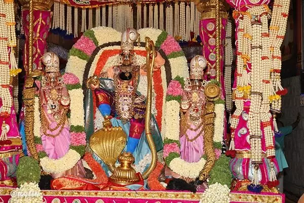 Brahmotsavams of Srivari Salakatla: ముత్యపు పందిరి వాహనంపై కాళీయ మర్ధనుడి అలంకారంలో శ్రీమలయప్ప Brahmotsavams of Srivari Salakatla: ముత్యపు పందిరి వాహనంపై కాళీయ మర్ధనుడి అలంకారంలో శ్రీమలయప్ప