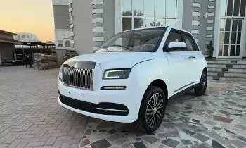 Rolls Royce : రోల్స్ రాయిస్ కార్లు ఉన్న బాలీవుడ్ ప్రముఖులు వీరే.. లిస్ట్లో షారుఖ్, ప్రియాంక, ఆమిర్ Rolls Royce : రోల్స్ రాయిస్ కార్లు ఉన్న బాలీవుడ్ ప్రముఖులు వీరే.. లిస్ట్లో షారుఖ్, ప్రియాంక, ఆమిర్