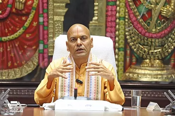 TTD EO: తిరుమలలో సామాన్య భక్తులకు పెద్దపీట.. టిటిడి ఈవో TTD EO: తిరుమలలో సామాన్య భక్తులకు పెద్దపీట.. టిటిడి ఈవో