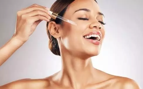 Magic of Almond Oil: బాదం నూనెతో అద్భుతమైన అందం మీ సొంతం! Magic of Almond Oil: బాదం నూనెతో అద్భుతమైన అందం మీ సొంతం!
