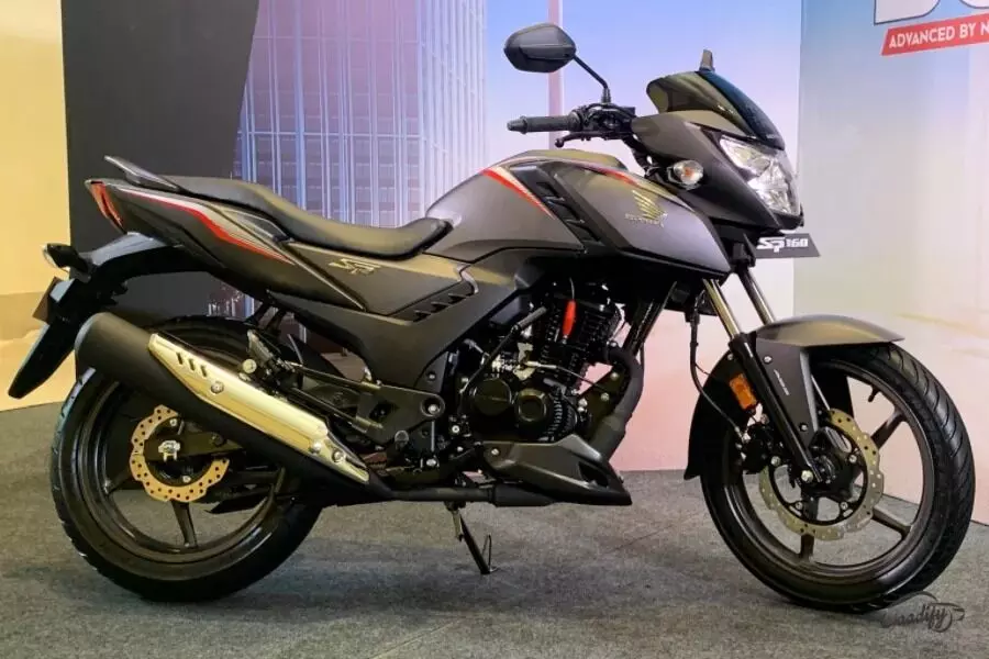 Honda SP160 : టీవీఎస్ అపాచీకి గట్టిపోటీ.. జీఎస్టీ తగ్గింపుతో భారీగా తగ్గిన హోండా బైక్ ధర Honda SP160 : టీవీఎస్ అపాచీకి గట్టిపోటీ.. జీఎస్టీ తగ్గింపుతో భారీగా తగ్గిన హోండా బైక్ ధర