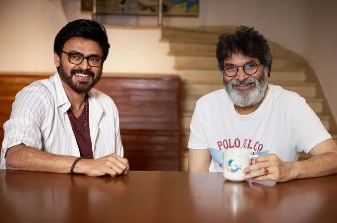 Venky Mama Movie: మాటల మాంత్రికుడితో వెంకీ మామ మూవీ.. అప్డేట్ ఇచ్చిన నిర్మాత Venky Mama Movie: మాటల మాంత్రికుడితో వెంకీ మామ మూవీ.. అప్డేట్ ఇచ్చిన నిర్మాత