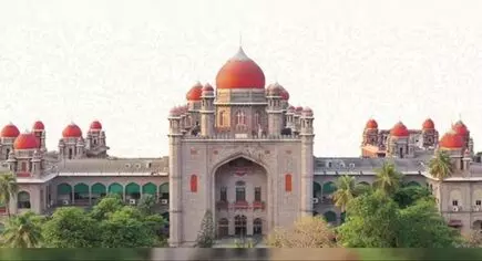 Local Body Elections– High Court Clarification: స్థానిక సంస్థల ఎన్నికలు: పాత పద్ధతితో ముందుకు వెళ్లవచ్చు - హైకోర్టు స్పష్టీకరణ Local Body Elections– High Court Clarification: స్థానిక సంస్థల ఎన్నికలు: పాత పద్ధతితో ముందుకు వెళ్లవచ్చు - హైకోర్టు స్పష్టీకరణ