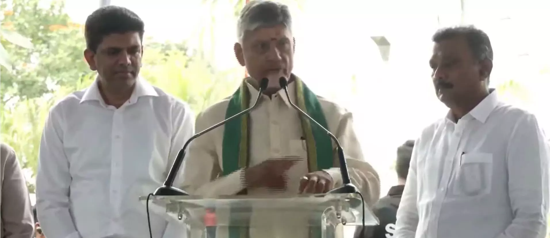 CM Chandrababu on Amaravati Development: సీఎం చంద్రబాబు అమరావతి అభివృద్ధి: రైతులను మరిస్తే.. త్యాగాన్ని మరిచినట్టే: చంద్రబాబు CM Chandrababu on Amaravati Development: సీఎం చంద్రబాబు అమరావతి అభివృద్ధి: రైతులను మరిస్తే.. త్యాగాన్ని మరిచినట్టే: చంద్రబాబు