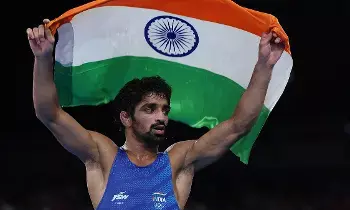 Olympic Medalist Aman Sehrawat: ఒలింపిక్ పతక విజేత అమన్ సెహ్రావత్‌పై ఏడాది నిషేధం!