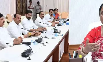 Telangana Cabinet Meeting: తెలంగాణ మంత్రి మండలి సమావేశం: బీసీ రిజర్వేషన్లు, మెట్రో ఫేజ్-2, రైతు భరోసా.. పలు కీలక అంశాలకు ఆమోదం Telangana Cabinet Meeting: తెలంగాణ మంత్రి మండలి సమావేశం: బీసీ రిజర్వేషన్లు, మెట్రో ఫేజ్-2, రైతు భరోసా.. పలు కీలక అంశాలకు ఆమోదం