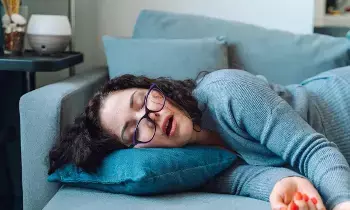 Afternoon Nap: మధ్యాహ్నం పూట నిద్ర ఆరోగ్యానికి మంచిదా..? కాదా..?