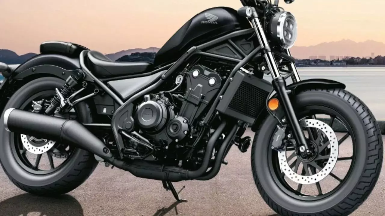 Honda : బుల్లెట్ కంటే పవర్ఫుల్ క్రూయిజర్ బైక్ను రిలీజ్ చేసిన హోండా.. ఇండియాలో వస్తే పెను సంచలనమే Honda : బుల్లెట్ కంటే పవర్ఫుల్ క్రూయిజర్ బైక్ను రిలీజ్ చేసిన హోండా.. ఇండియాలో వస్తే పెను సంచలనమే