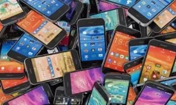 Smartphone : భారత స్మార్ట్ఫోన్ మార్కెట్లో మ్యాజిక్.. 3% పెరిగిన అమ్మకాలు.. కానీ ఇది కస్టమర్ల డిమాండ్ కాదట! Smartphone : భారత స్మార్ట్ఫోన్ మార్కెట్లో మ్యాజిక్.. 3% పెరిగిన అమ్మకాలు.. కానీ ఇది కస్టమర్ల డిమాండ్ కాదట!