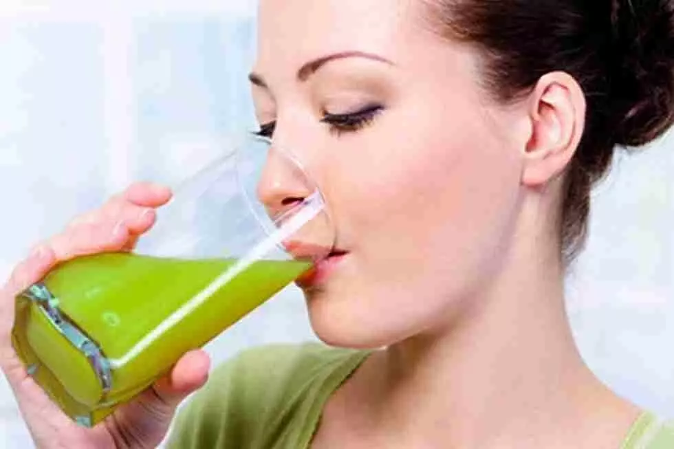 For Glowing Skin: నిగనిగలాడే చర్మం కోసం..రోజూ చెరుకు రసం తాగండి For Glowing Skin: నిగనిగలాడే చర్మం కోసం..రోజూ చెరుకు రసం తాగండి