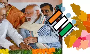 PM Modi Declares Nitish Kumar as NDA’s CM Candidate: పీఎం మోదీ: ఎన్డీఏ సీఎం అభ్యర్థిగా నితీష్ ని  ప్రకటించిన పీఎం మోడీ, తొలి ఎన్నికల సభలో కీలక వ్యాఖ్యలు
