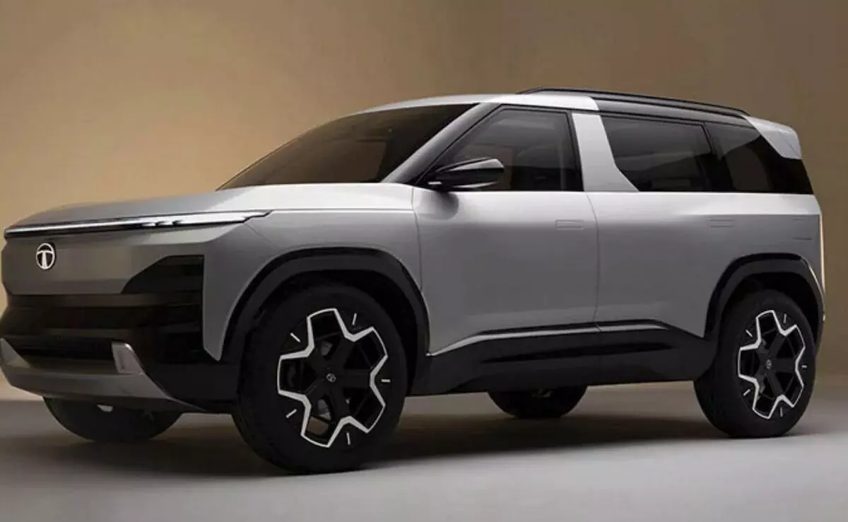 Tata Sierra : టాటా సియెర్రా సంచలనం.. లాంజ్ సీటింగ్తో రానున్న తొలి కారు ఇదే Tata Sierra : టాటా సియెర్రా సంచలనం.. లాంజ్ సీటింగ్తో రానున్న తొలి కారు ఇదే