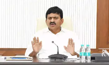 Minor Changes in Indiramma Housing Bill Payments: ఇందిరమ్మ ఇళ్ల బిల్లు చెల్లింపుల్లో చిన్న మార్పులు: మంత్రి పొంగులేటి శ్రీనివాసరెడ్డి Minor Changes in Indiramma Housing Bill Payments: ఇందిరమ్మ ఇళ్ల బిల్లు చెల్లింపుల్లో చిన్న మార్పులు: మంత్రి పొంగులేటి శ్రీనివాసరెడ్డి