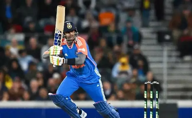 Australia vs India: ఆస్ట్రేలియా Vs ఇండియా మొదటి టీ20 రద్దు.. వర్షార్పణం! Australia vs India: ఆస్ట్రేలియా Vs ఇండియా మొదటి టీ20 రద్దు.. వర్షార్పణం!
