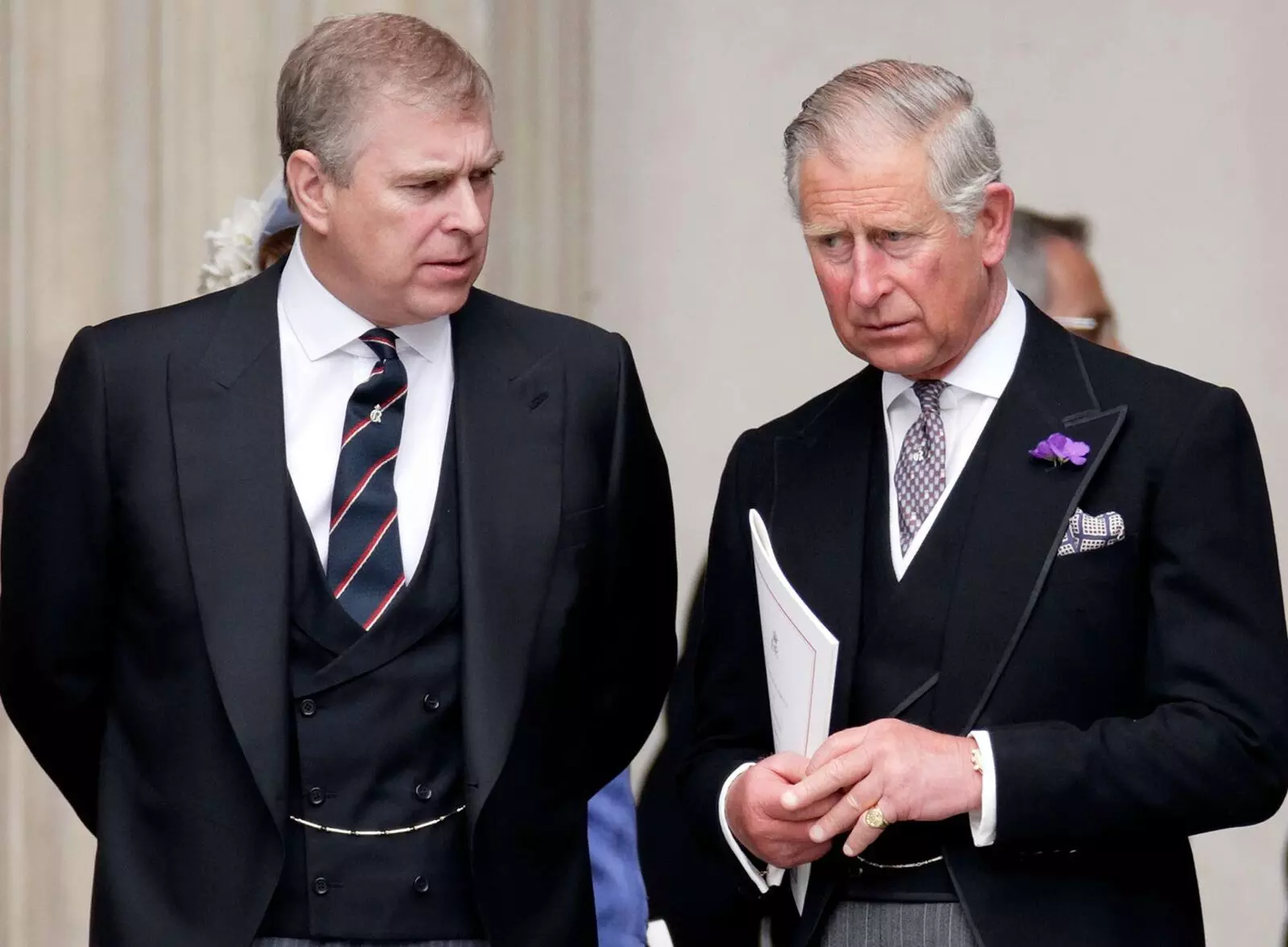 Prince Andrew Named in Epstein Sex Scandal: ఎప్స్టైన్ సెక్స్ కుంభకోణంలో ఆండ్రూ పేరు.. రాజు చార్లెస్ సోదరుడిని బిరుదులు, నివాసం నుంచి బలవంతంగా తొలగింపు! Prince Andrew Named in Epstein Sex Scandal: ఎప్స్టైన్ సెక్స్ కుంభకోణంలో ఆండ్రూ పేరు.. రాజు చార్లెస్ సోదరుడిని బిరుదులు, నివాసం నుంచి బలవంతంగా తొలగింపు!