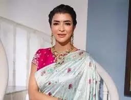 Manchu Lakshmi Sensational Comments: తమ్ముళ్లను విడదీయాలని చూస్తే నాశనమే.. మంచు లక్ష్మీ సంచలన కామెంట్స్.. Manchu Lakshmi Sensational Comments: తమ్ముళ్లను విడదీయాలని చూస్తే నాశనమే.. మంచు లక్ష్మీ సంచలన కామెంట్స్..