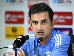 Finch Shocked Over Arshdeep’s Exclusion: టీ20 సిరీస్లో భారత్ ప్రయోగాలపై దుమారం.. అర్ష్దీప్ను పక్కన పెట్టడంపై ఫించ్ షాక్ Finch Shocked Over Arshdeep’s Exclusion: టీ20 సిరీస్లో భారత్ ప్రయోగాలపై దుమారం.. అర్ష్దీప్ను పక్కన పెట్టడంపై ఫించ్ షాక్