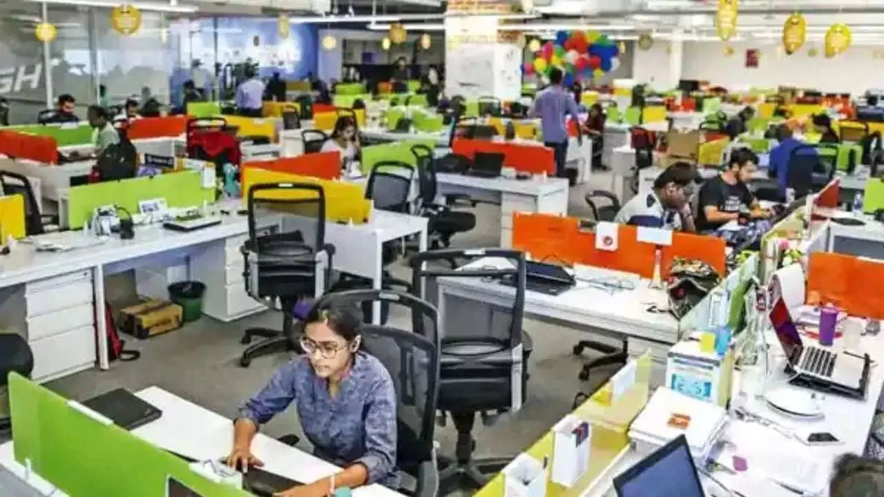 NITI Aayog Report : అన్ని రాష్ట్రాలను వెనక్కి నెట్టి దేశంలో నంబర్ 3గా నిలిచిన తెలంగాణ..ఆ రంగంలో మనమే టాప్ NITI Aayog Report : అన్ని రాష్ట్రాలను వెనక్కి నెట్టి దేశంలో నంబర్ 3గా నిలిచిన తెలంగాణ..ఆ రంగంలో మనమే టాప్