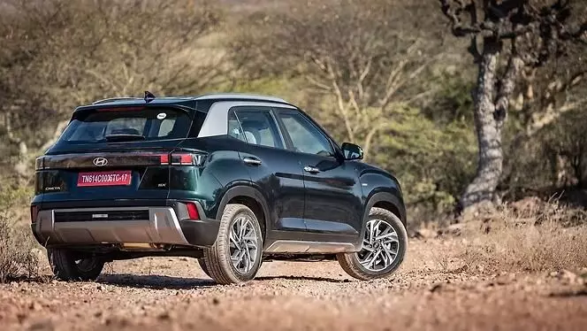 Hyundai Creta : రూ. 2 లక్షల డౌన్ పేమెంట్తో హ్యుందాయ్ క్రెటా ఎలక్ట్రిక్ ఇంటికి తెచ్చుకోండి.. నెలకు ఎంత కట్టాలంటే ? Hyundai Creta : రూ. 2 లక్షల డౌన్ పేమెంట్తో హ్యుందాయ్ క్రెటా ఎలక్ట్రిక్ ఇంటికి తెచ్చుకోండి.. నెలకు ఎంత కట్టాలంటే ?