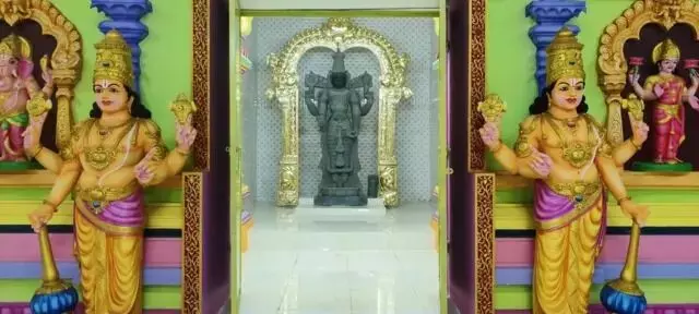 Kashibugga Venkateswara Temple: కాశీబుగ్గ వెంకటేశ్వర ఆలయం గురించి తెలుసా.? Kashibugga Venkateswara Temple: కాశీబుగ్గ వెంకటేశ్వర ఆలయం గురించి తెలుసా.?