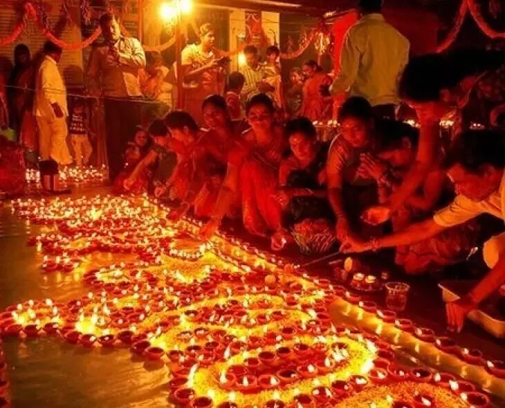 Kartik Pournami Tomorrow: రేపు కార్తీక పౌర్ణమి.. ఈ తప్పులు చేయకండి Kartik Pournami Tomorrow: రేపు కార్తీక పౌర్ణమి.. ఈ తప్పులు చేయకండి