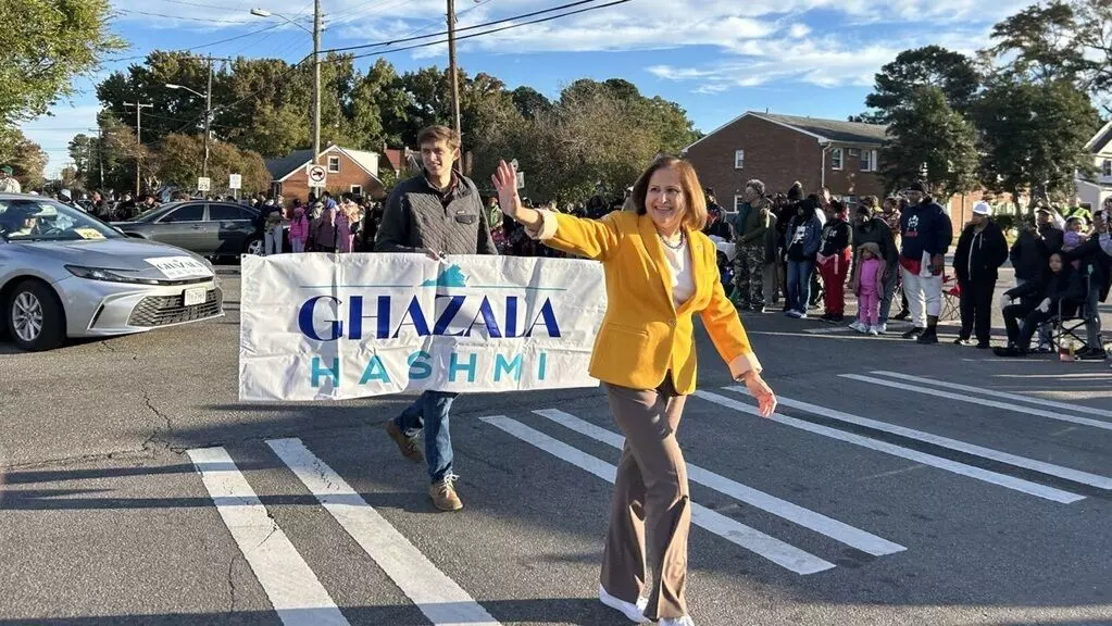 Hyderabad-Born Ghazala Hashmi Creates History: హైదరాబాద్లో జన్మించిన గజాలా హష్మీ.. వర్జీనియా లెఫ్టినెంట్ గవర్నర్గా చరిత్ర: మొదటి ఇండియన్-అమెరికన్ ముస్లిం మహిళ! Hyderabad-Born Ghazala Hashmi Creates History: హైదరాబాద్లో జన్మించిన గజాలా హష్మీ.. వర్జీనియా లెఫ్టినెంట్ గవర్నర్గా చరిత్ర: మొదటి ఇండియన్-అమెరికన్ ముస్లిం మహిళ!